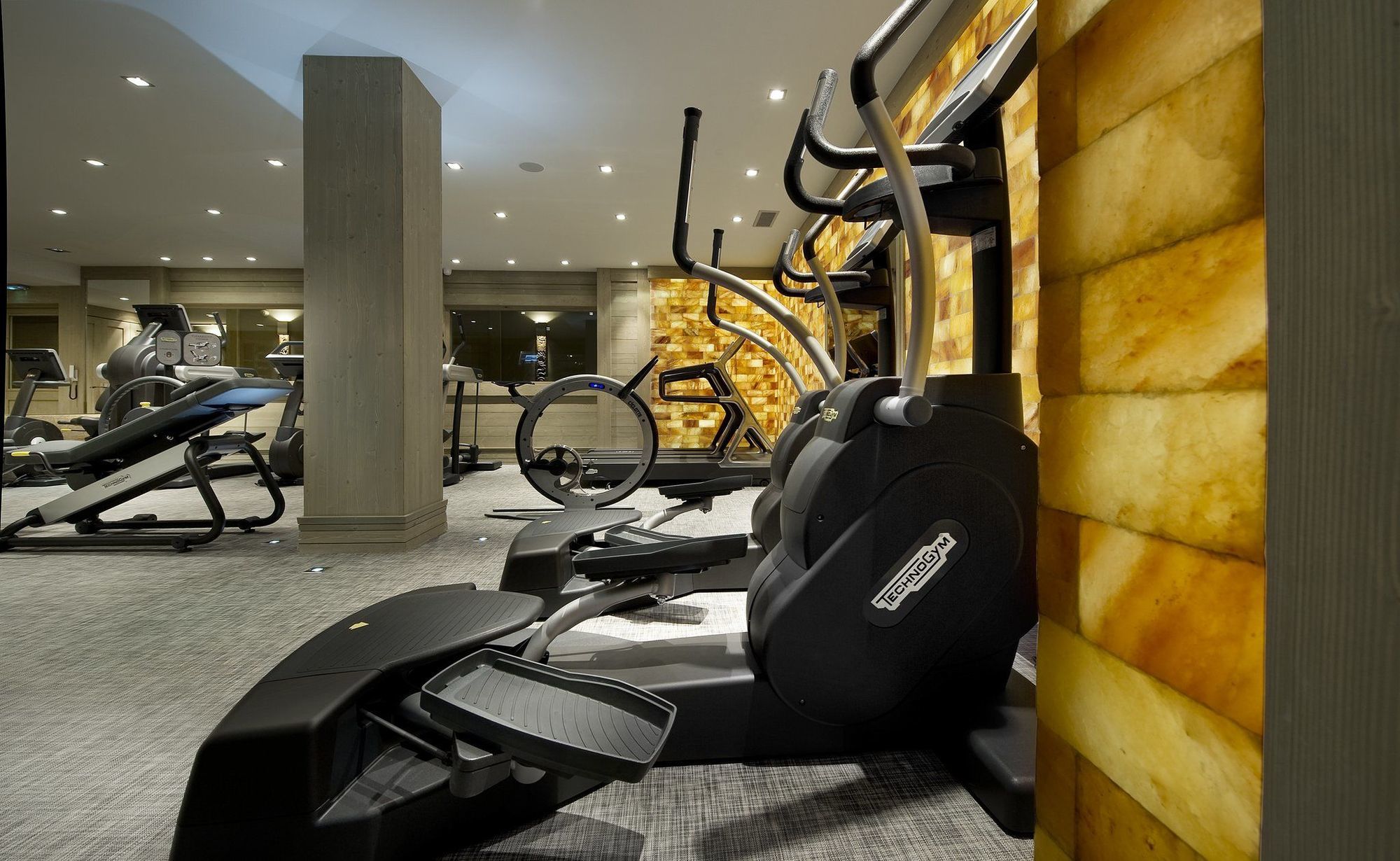 Hotel Le K2 Palace Courchevel Buitenkant foto